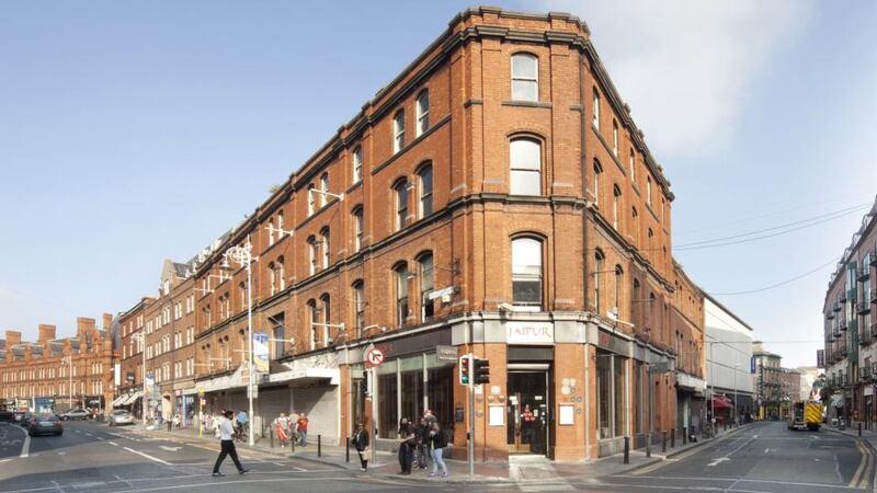 Cafes/bar planned for chic  block