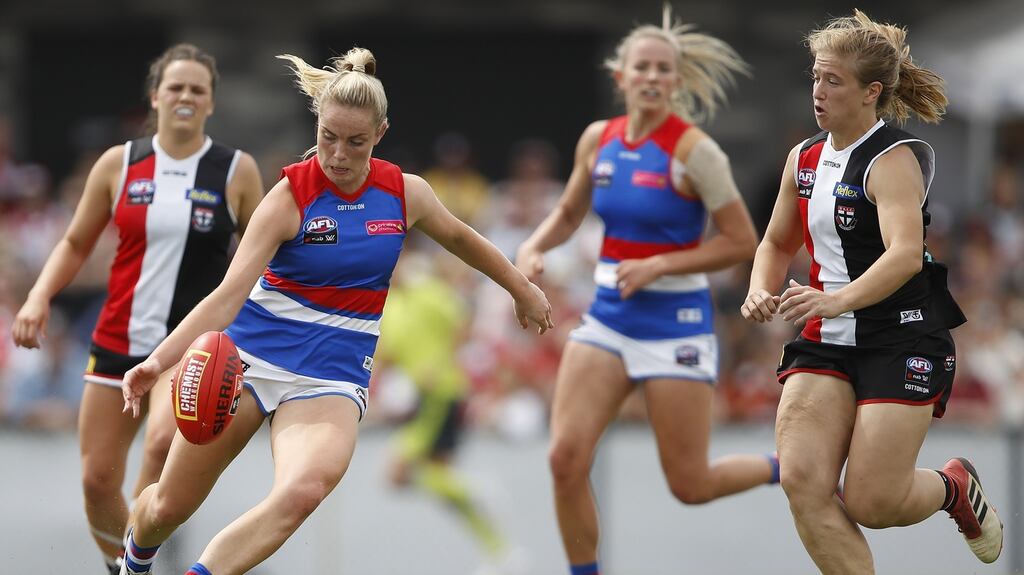 Aisling McCarthy in action for Melbourne Western Bulldogs against the St Kilda Saints. Photograph: Dylan Burns/AFL Photos via Getty Images