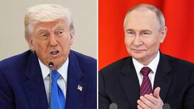 Trump leaves Russia and Ukraine to ceasefire talks