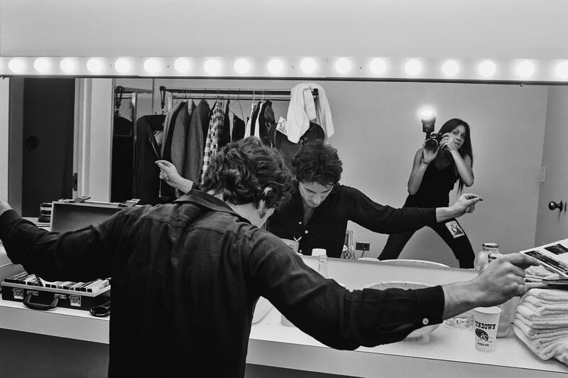 Darkness on the Edge of Town: Lynn Goldsmith photographs Bruce Springsteen in his dressing room. Photograph © Lynn Goldsmith