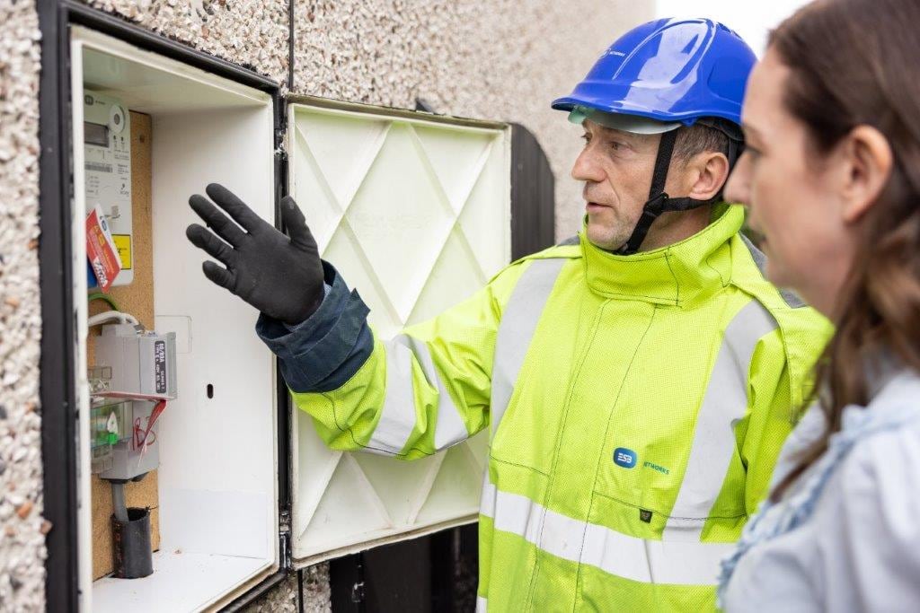 Smart meters give customers greater control of their energy usage, offering them the opportunity to access more accurate bills and sign up to smart services and tariffs from their electricity supplier.