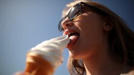 Áras an uachtar reoite: Did the President buy everyone a 99  today?