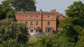 Bilderberg delegates meet at  luxury English hotel