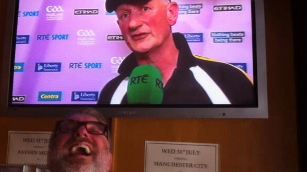 Picture tweeted by Pat Shortt (@Pat_Shortt) after yesterday’s victory by Cork over Kilkenny, along with the words, “Top is sad Kilkenny man. Below is happy Tipperary man”.
