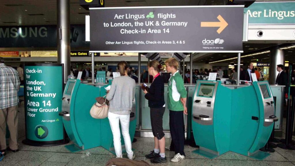 It takes about three minutes to check in luggage at the express bag drop installation at Dublin Airport, according to Aer Lingus chief operating officer Mike Rutter.
