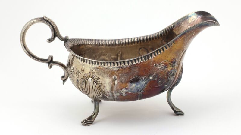 Important silver sauceboat, attributed to Peter Webb of Limerick, €2,000-€3,000