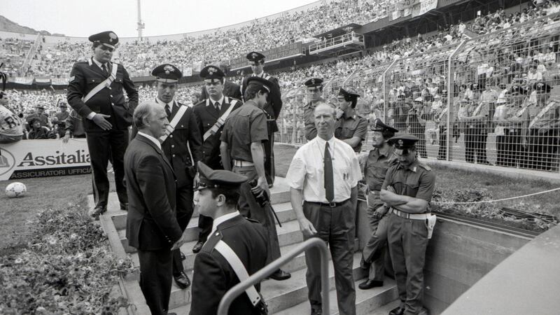 Charlton leaves the pitch after the 0-0 draw with Egypt at Italia 90. Photo: Billy Stickland/Inpho