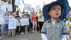 Government urged to save Garth Brooks gigs with planning laws