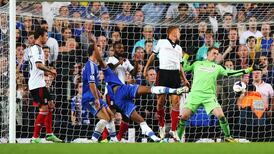 Chelsea go top with win over Fulham