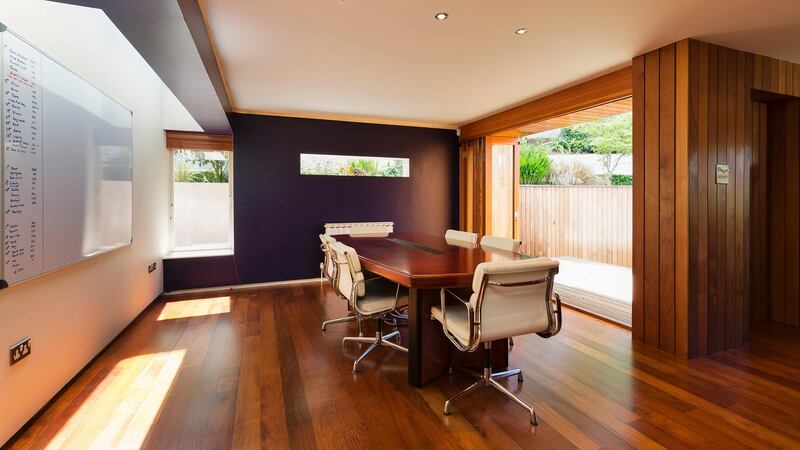 9 Seafield Crescent, Booterstown,