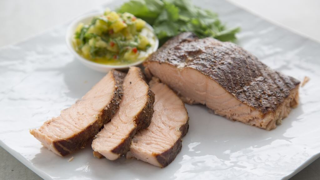 Hot smoked salmon with pineapple salsa