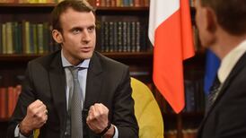 Brexit: campaign intensifies as vote too close to call