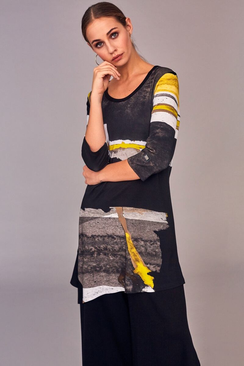 Print tunic €129 and wide leg culottes €129 by Naya