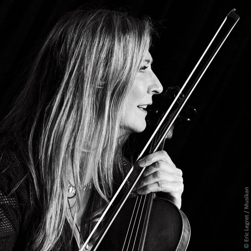 Mairéad Ní Mhaonaigh, host of Ré an tSolais