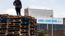 Risk of UVF violence cited as Belfast bonfire standoff continues