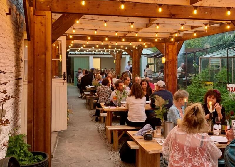 Outdoor dining is available at Pot Duggans