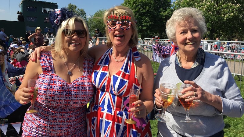 Ellie Wood (l), Nicki Yucal (c), Babs Davies(r).