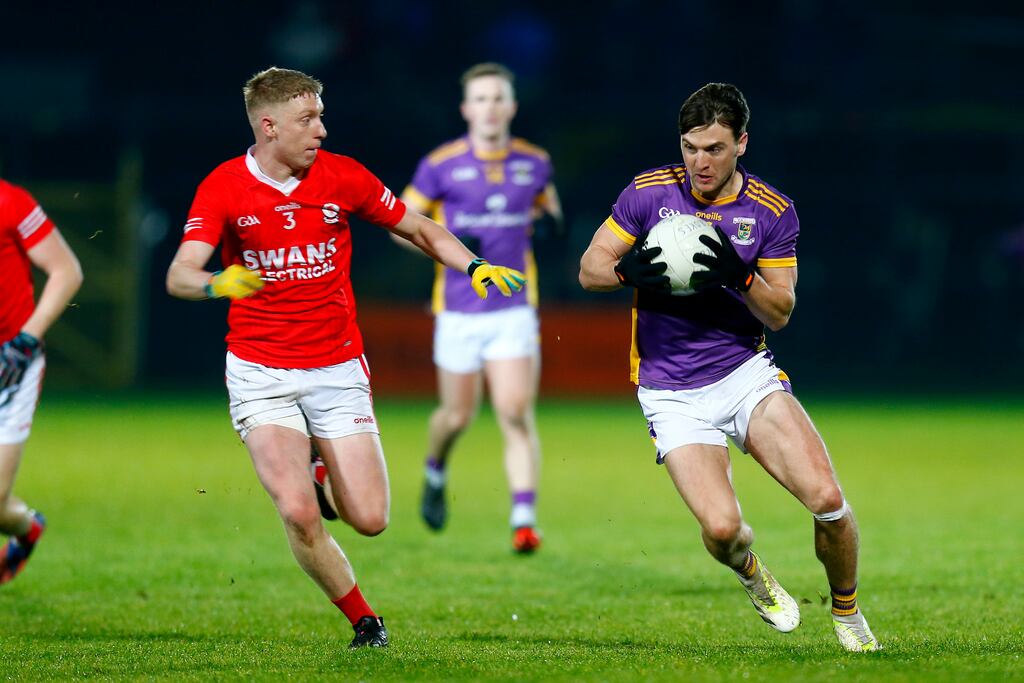 Andrew McGowan (Kilmacud Crokes) and Shane Buggy (Eire Og) in action during the Leinster club SFC quarter-final. Photograph: Ashley Cahill/Inpho