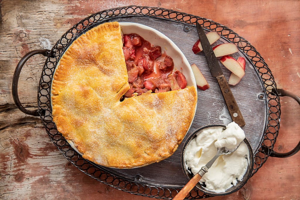 Rhubarb pie