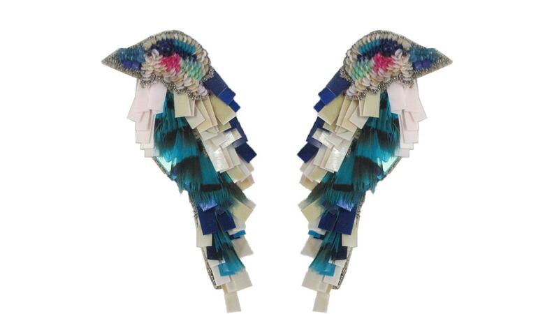These Mignonne Gavigan Bird Earrings (€399 Loulerie).