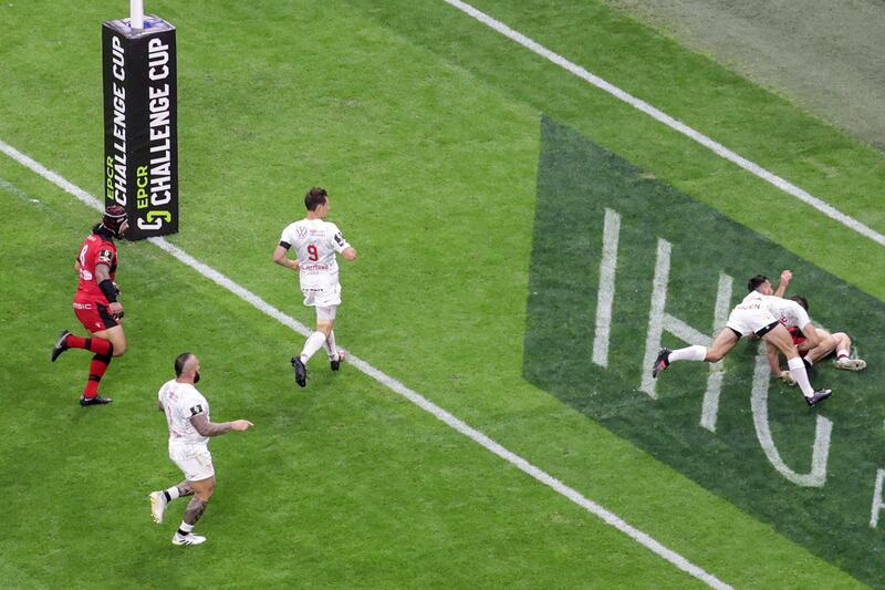 Lyon's Baptiste Couilloud scores the opening try that is later disallowed due to a knock-on. Photograph: Laszlo Geczo/Inpho