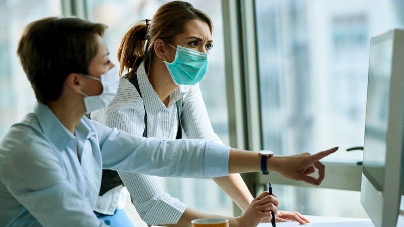 Infection prevention, medical grade face masks consisting of three layer fluid shield with 98% droplet filtration system.