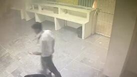 CCTV shows guards walking away from Mexico migrant centre fire