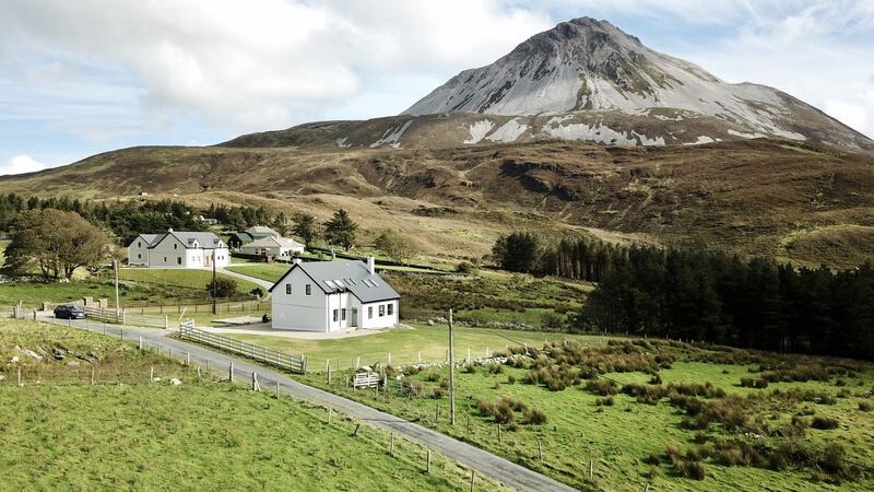 Errigal House  overlooks Dunlewey, and is just minutes off the R251.