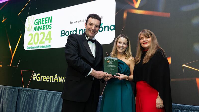 David Lawlor, director at Green Ocean Coffee, presents the green financial & professional services award to Áine Keogh and Lisa Ward, Grant Thornton Ireland