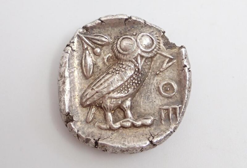 A Greek Attica  coin from circa 440 BC approx will be auctioned by John Weldon (€400-€800)