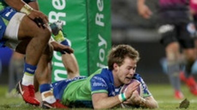 Kieran Marmion crosses to score for Connacht. Photograph: Bryan Keane/Inpho