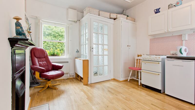 8, Colliers Avenue, Ranelagh for €220,000