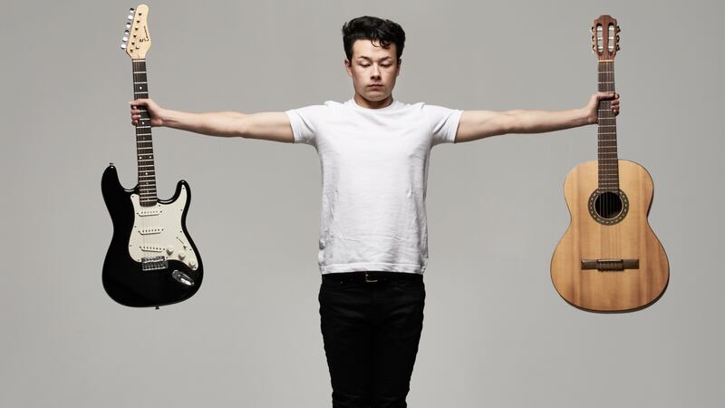 Sean Shibe: Very few instruments require the same proximity as the guitar.