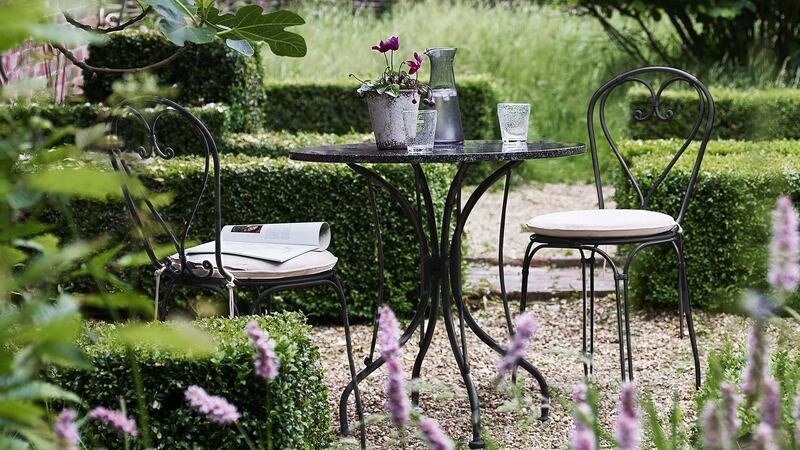 Neptune’s Provence bistro table and chairs