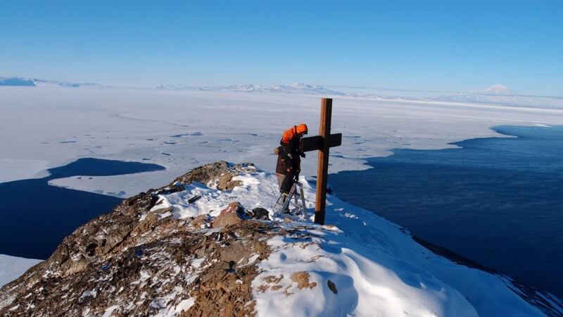 White on white: conserving a memorial to Capt Robert Falcon Scott and the four members of his team who died on their return trek from the South Pole in 1912. Photograph: Stefanie White
