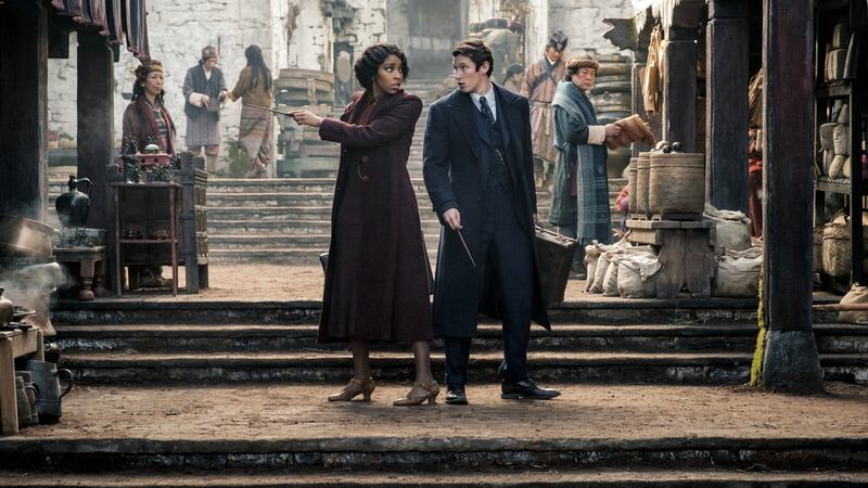 Jessica Williams and Callum Turner in Fantastic Beasts: The Secrets of Dumbledore