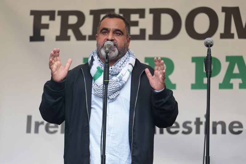 Zak Hania, speaking at the Protest outside Leinster House. Photo: Leah Farrell/ © RollingNews.ie