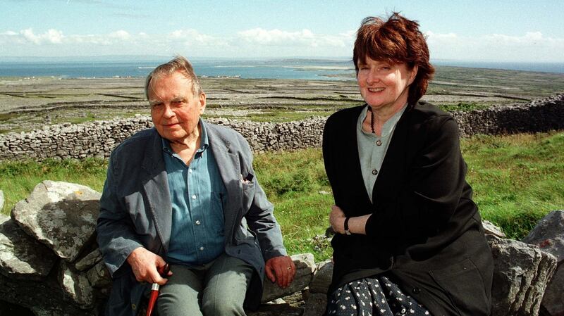 Nobel Prize winning poet Czeslaw Milosz and Eavan Boland at Dún Eochla on Inis Mór for the Aran Islands Poetry Festival in 1997. Photograph: Joe O’Shaughnessy