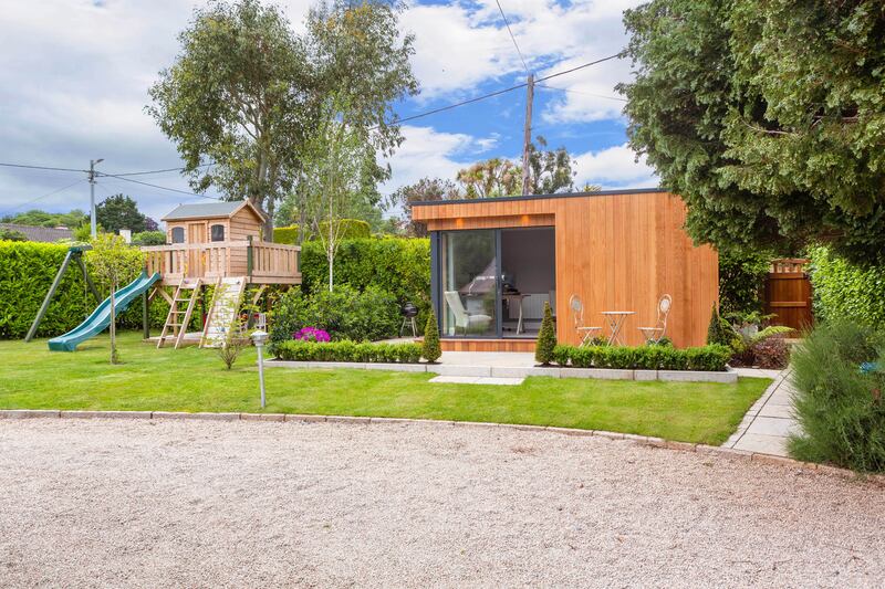 The generous garden and outter room.