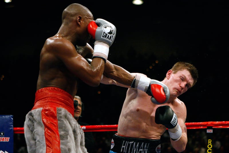 File photo dated 09-12-2007 of USA's Floyd Mayweather and England's Ricky Hatton in action against Floyd Mayweather in 2007. Photograph: Peter Byrne/PA