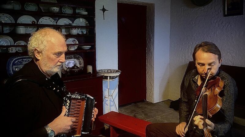 Breanndán Ó Beaglaoich and Oisín Mac Diarmada in Slí na mBeaglaíoch