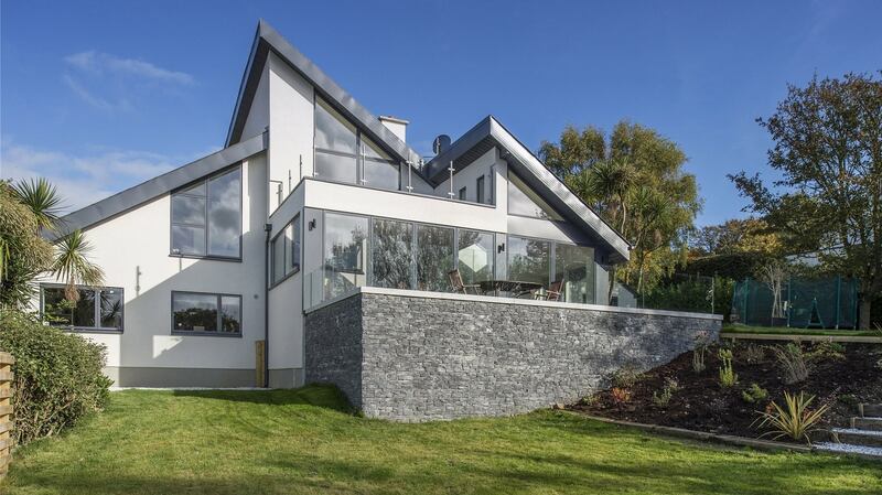 Crossbarry, St Fintan s Road, Sutton, Co Dublin