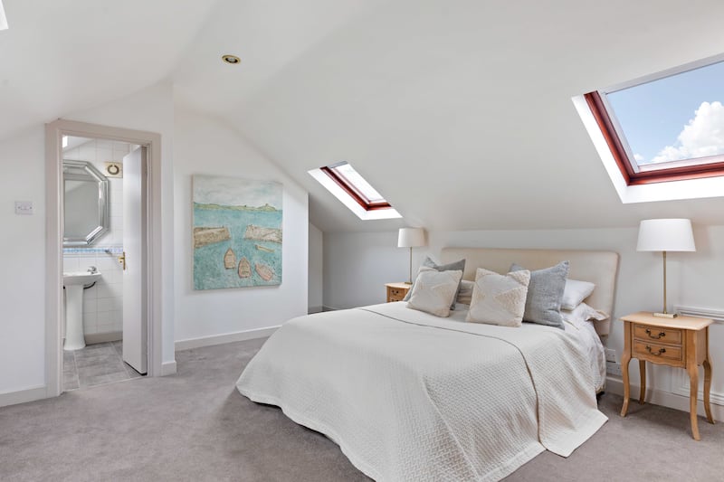 Bedroom with en suite