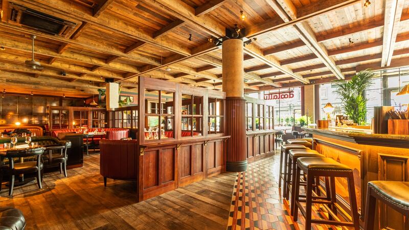 The bar counter is available for drinks and also for dining