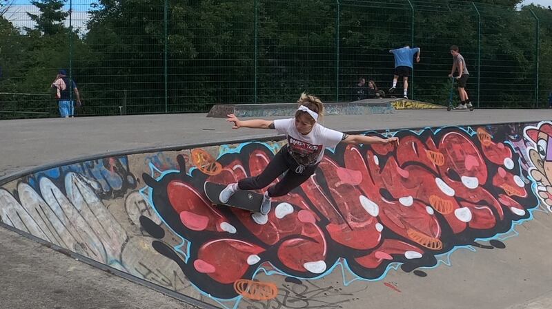 Chloe Christie carving the bowl at Bushy Park in Dublin. Photograph: Lisa Roth