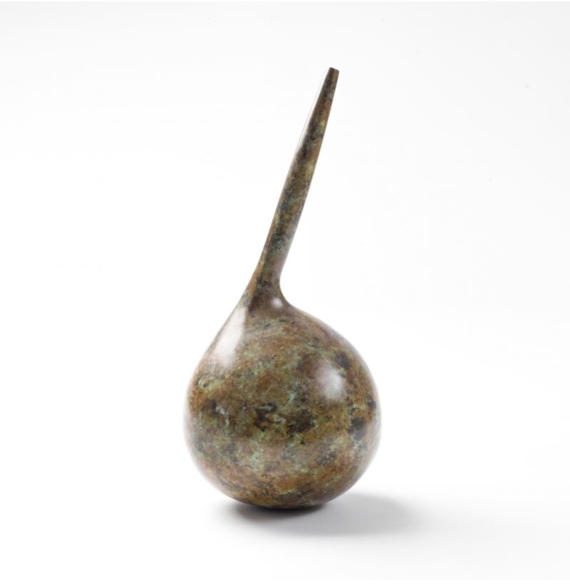 Eilis O’Connell, Edged Camarna, bronze. Photograh: Steve Russell Studios