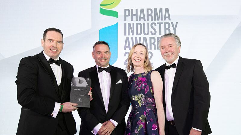 Liam Burke Masterson, Business Development Manager Ireland & UK, Skycell, presents the Supply Chain Achievement Award to the Horizon Therapeutics team.