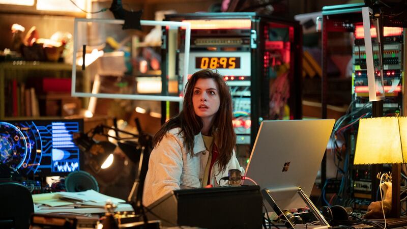 Anne Hathaway in Solos