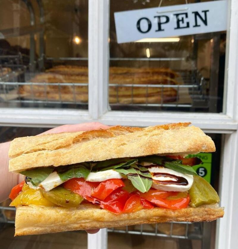 Roast peppers, garlic confit, mozzarella, fresh basil & balsamic glaze on stirato. Photograph: Bakarí/Instagram