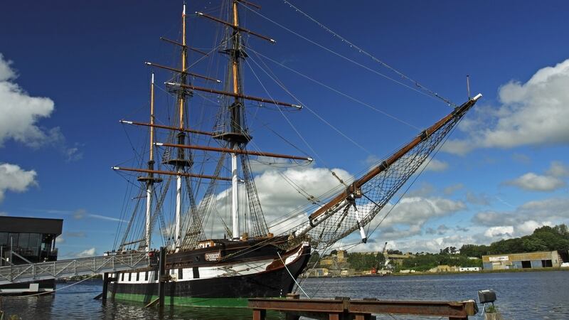 ‘The Dunbrody’, an authentic reproduction of an 1840s emigrant vessel, is a wonderful quayside attraction in New Ross